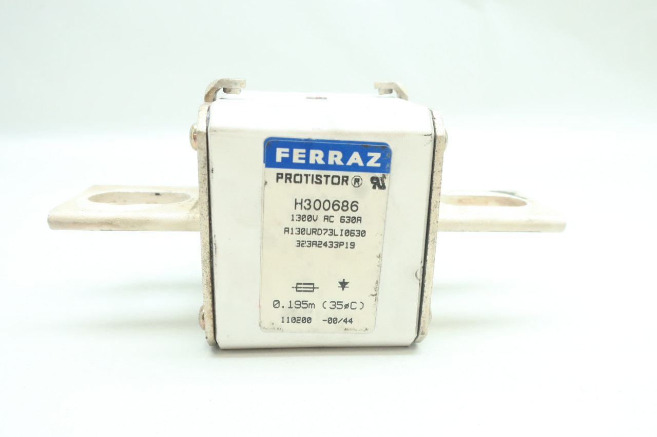 Ferraz Shawmut H300686 Ultra-Fast Semiconductor Square Fuse, 1300VAC, Class AR, 630-Amp