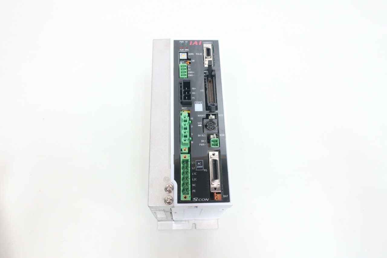 IAI SCON-C-400A-NP-5-2 CONTROLLER 0-333HZ 200-230V-AC 0-100V-DC 3PH SERVO  DRIVES AND AMPLIFIER