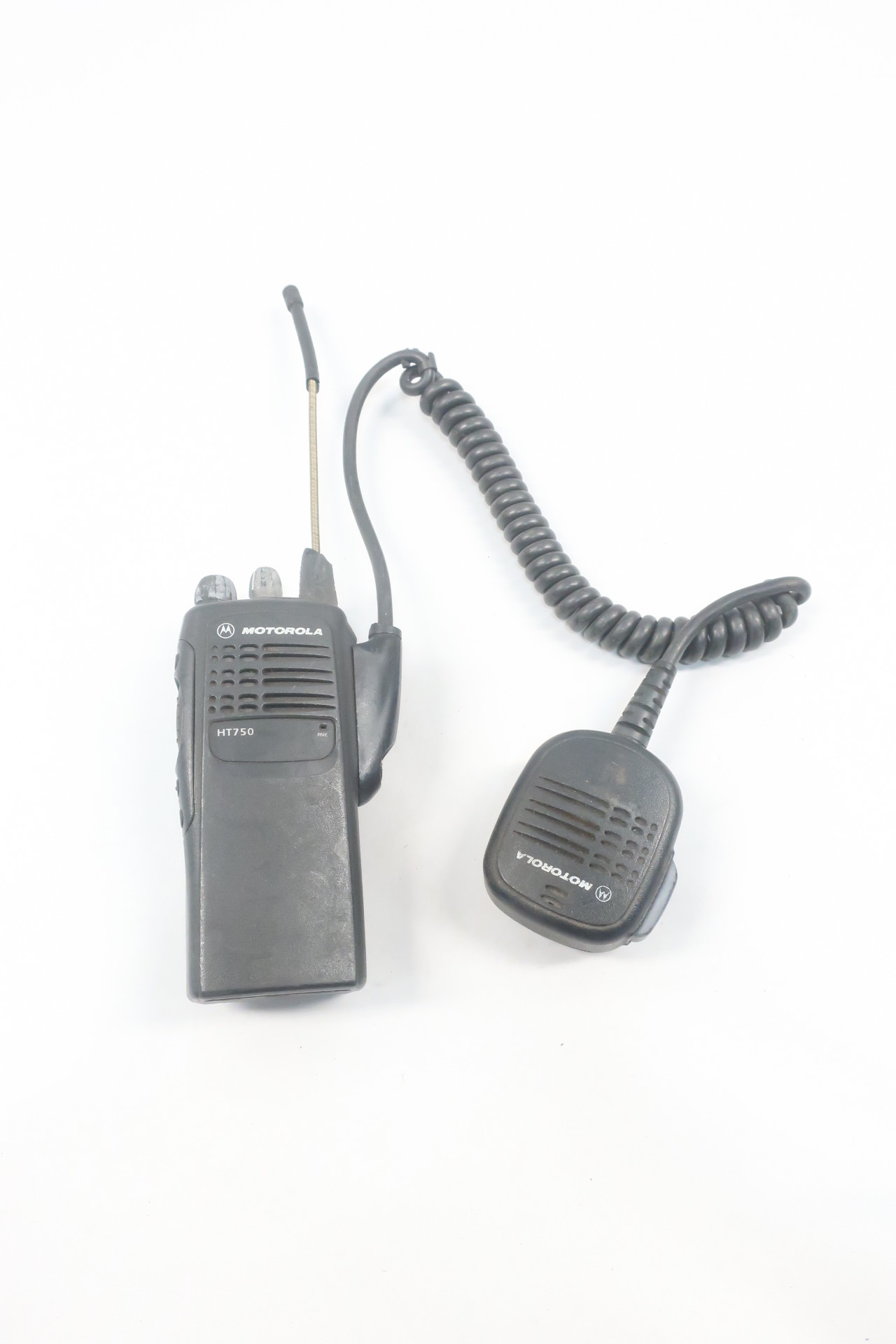 Ht-750 Uhf Portable Radio-used